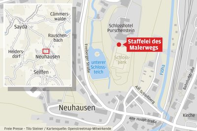 Die neue Staffelei des Malerwegs Sayda steht im Park von Schloss Purschenstein in Neuhausen.