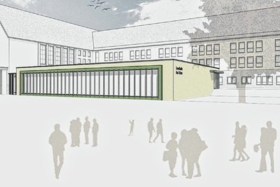 Der Blick von außen auf die geplante Anderthalbfeldhalle an der Schule Bad Elster. Sie soll ab 2025 gebaut werden. 