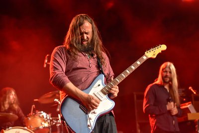 Die Plauener Band Polis - im Bild von Christoph Kästner - stellte Titel ihres im Herbst erscheinenden vierten Studio-Albums vor. „Pilger“ wird es heißen.