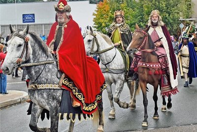 Zum Stadtfest in Burgstädt 2019 marschierte der Fürstenzug Dresden letztmals vor Corona auf. Damals führte Wolfgang Kanowski als Markgraf von Meißen den Aufzug an.