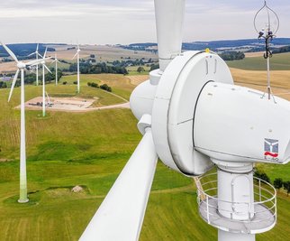 Landrat Dirk Neubauer will mit den Kommunen in Mittelsachsen nach Flächen suchen, auf denen konfliktfrei Windkraftanlagen gebaut werden könnten. 