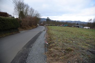 Entlang des Görnitzer Weges in Oelsnitz soll ein Fußweg gebaut werden.