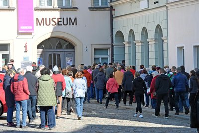 Im Oederaner Bürgersaal wird am 16. Juni ein Filmabend angeboten.