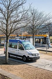 In Leipzig hat ein Konsortium einen Level-4-Kleinbus getestet, der zwischen Messe und BMW-Werk pendelte. 