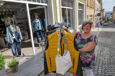 Marion Günzel vom Bekleidungsgeschäft Chestin stellt bei einer Modenschau am Sonntag ab 14 Uhr die neuesten Trends der Herbst- und Winterkollektion vor.