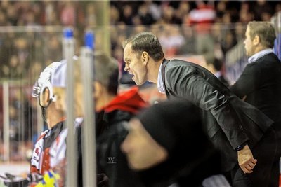 Marian Bazany bereitet sein Team auf die Partien in Bayreuth und gegen Freiburg vor. 