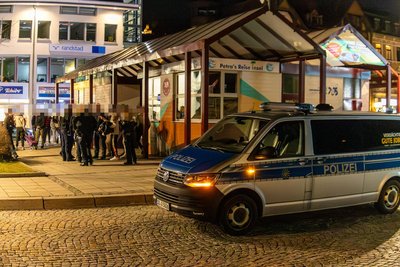Immer wieder musste die Polizei im vergangenem Jahr zum Postplatz ausrücken.