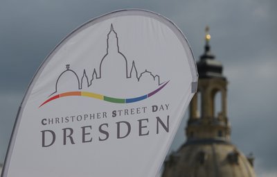 Die CSD-Organisatoren in Dresden kämpfen für den Versammlungsstatus ihres Straßenfestes - auch vor Gericht. (Symbolbild)