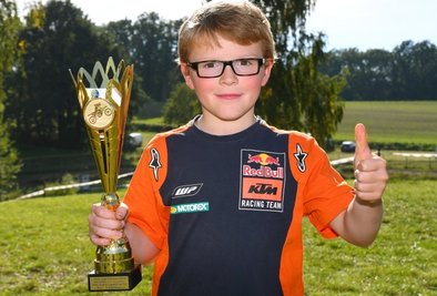 Nach seinem dritten Tagessieg ist Dustin Schirmer Platz 1 im Enduro-Jugend-Cup Ost kaum noch zu nehmen. 