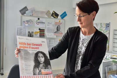 Uta Thiel, Gleichstellungsbeauftragte in Limbach-Oberfrohna. Häufig macht sie die Erfahrung, dass einige denken, sie sei nur für die Interessen von Frauen da. Doch das ist ein Irrtum, sagt sie. 