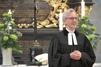 Dr. Gunnar Wiegand, hier bei seiner Predigt am 2. Juli im Dom St. Marien zu Freiberg, wird der neue Dompfarrer.