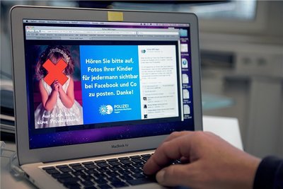 Auch die Polizei mahnt: Eltern sollten keine Fotos ihrer Kinder gegen deren Willen im Internet veröffentlichen. 