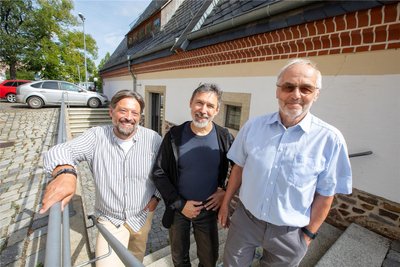 Ingo Eckardt, Dr. Udo Junker und Jürgen Lösche (von links) wenden sich mit einem offenen Brief an den Kanzler.