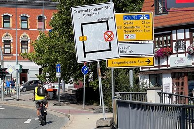 Ab Dienstagfrüh ist der Werdauer Ortsteil Langenhessen zwei Monate dicht.
