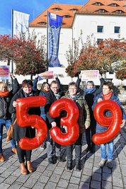 Protestaktion anlässlich des Tages gegen Gewalt an Frauen in Freiberg. 