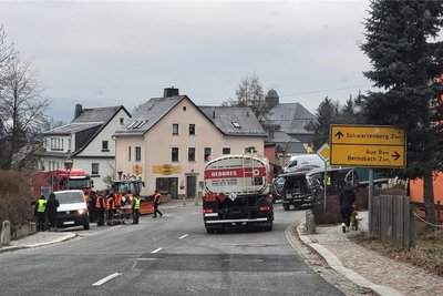 Auch in Grünhain-Beierfeld gab es am Montag Straßenblockaden. Eine davon am Beierfelder Markt.