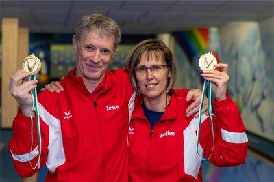 2023 wurden Jens und Heike Petzold Ü-50-Kreismeister. Nun gewannen sie erneut das Paarkampfturnier.