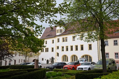 Das Rathaus in Limbach-Oberfrohna bleibt als Teil der Protestaktion ebenfalls geschlossen.