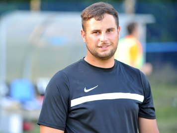 Hatte diese Saison bislang wenig Grund zur Freude: OSC-Trainer Nils Hähner hat Woche für Woche nur einen Rumpfkader zur Verfügung. 