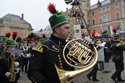 Die Bergparade gehörte zu den Highlights beim Stollberger Weihnachtsmarkt.