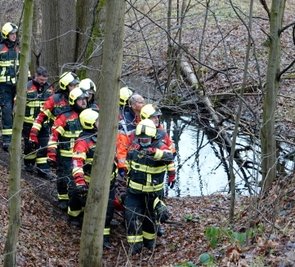 Im Bereich des Chemnitztal-Radweges in Lichtenau musste eine Tote geborgen werden. 