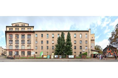 Die frühere Buntpapierfabrik Flöha war 2021 und 2022 Austragungsort für die Ibug. Dieses Jahr gastiert das Festival für urbane Kunst in Chemnitz.