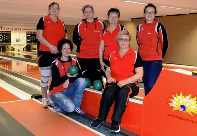 Treuens Keglerinnen: Monika Günzel (von links), Kristin Buchwald, Sabrina Heinrich, Bettina Pierer, Silke Wolf und Ina Gehrmann-Hilbert. 