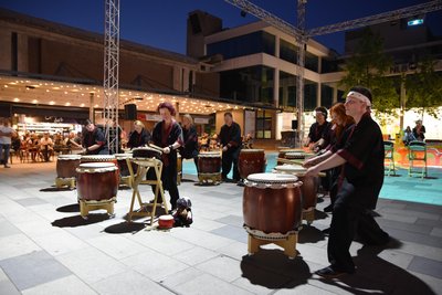 Mit einem spontanen Konzert begeisterte „Hibiki Daiko“ die Zuschauer.