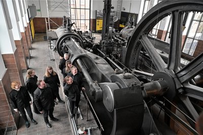 Die Dampfmaschine mit ihren 1800 PS ist ein echter Hingucker.