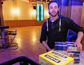 Randy Reichel lädt zum Oster-Rave in das Event-Haus in Bärenstein. 