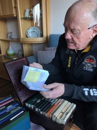 Seit Ostern 1986 führt der Sehmaer Tagebuch - bis dato sind 36 dieser Bücher in 4 Kisten verstaut.
