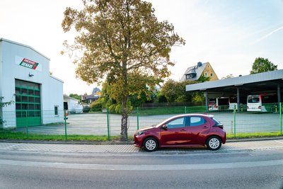 Der alte Regiobus-Betriebshof in Hartmannsdorf soll ersetzt werden, zuletzt zeigte die Gemeinde Interesse an dem Areal.
