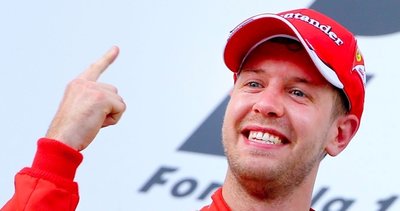Mit den Tests in Barcelona (Bild oben) zeigte sich Sebastian Vettel (unten Mitte) zuversichtlich, den Rückstand auf die Silberpfeile zu verkürzen. In seiner zweiten Saison bei Ferrari will der Hesse gegen die Mercedes-Piloten Lewis Hamilton (links) und Nico Rosberg (rechts) um den Titel fahren.