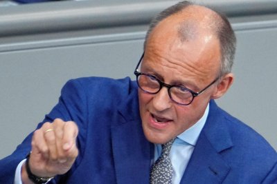 Unionsfraktionschef Friedrich Merz lässt am Regierungsmanagement kein gutes Haar. 