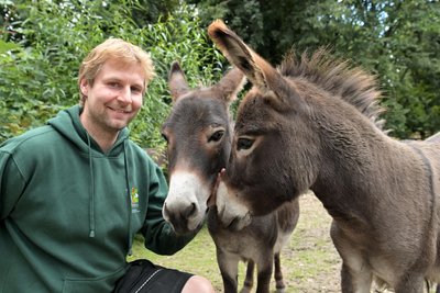 Peter Hömke ist ab 1. August der neue Leiter im Auer Zoo der Minis.