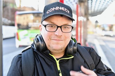 Felix Köhler aus Freiberg ist "froh, dass diese Pflicht vorbei ist. Es ging einem langsam auf den Geist. In Läden, Konzerten und Großveranstaltung war ja alles schon ohne Maske mögich!"mer