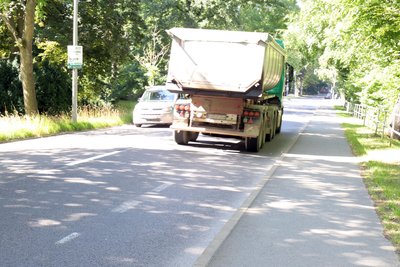 Die Radschutzstreifen auf dem Meißner Ring sind teilweise schon ganz verschwunden.