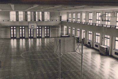 Einst Handball-Hexenkessel: Heute wird die ehemalige Wettkampfstätte vom Verein Klein-Erzgebirge als Lagerhaus genutzt.