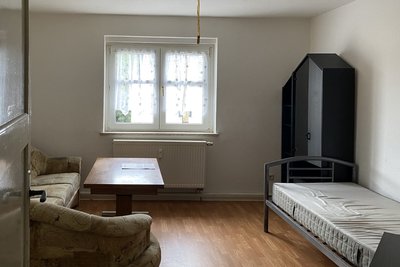 Die Möbel in den Räumen im Obdachlosenheim wurden gespendet.