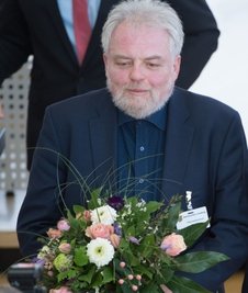 Nach der Wiederwahl: Lutz Rathenow.