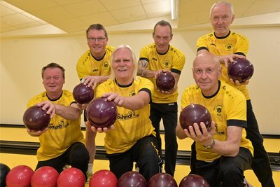 Das Erfolgsteam des ESV Zschorlau: Zur Truppe der Seniorenkegler gehören Ronny Georgi, Stephan Thomalla, Wolfgang Beyer, Jens Warschau und Siegfried Gerisch sowie Thomas Püschel (v.l.).