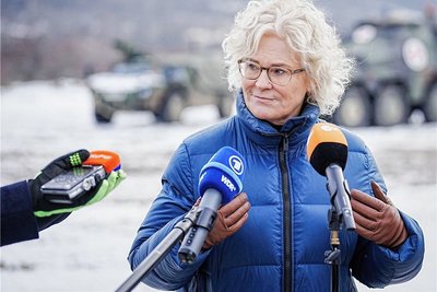 ChristineLambrecht - Verteidigungsministerin