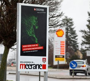 So werden Autofahrer, die von der B 93 kommen, in Meerane begrüßt. 