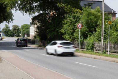 Auch in Richtung Schwarzenberg gilt auf der B 101 in Scheibenberg nun Tempo 30.