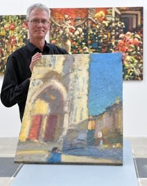 Der Augustusburger Künstler Karsten Mittag zeigt seine Arbeiten in der Petrikirche Freiberg. 