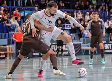 Die Tagesform wird laut HOT-05-Kapitän Christopher Wittig (weißes Trikot) gegen den TSV Weilimdorf ausschlaggebend sein. 