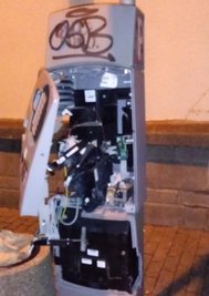 In Mittweida sprengten Unbekannte einen Parkscheinautomat.