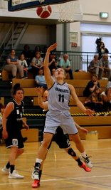 Lucile Peroche (hier im Spiel gegen Neuss) machte gegen Alba Berlin starke 23 Punkte. 