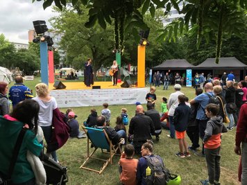Auftakt Makers united im Stadthallenpark. 