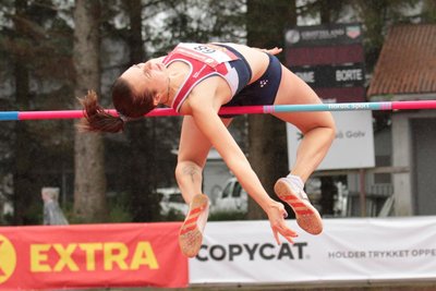 2023 gewann Anastasia Schnell noch bei den norwegischen U-23-Meisterschaften den Titel im Hochsprung. Jetzt studiert die Leichtathletin in Dresden, startet für den TVL Freiberg und wurde vierfache sächsische Hochschulmeisterin.
